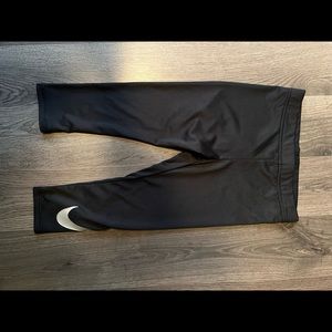 Girls 2T Nike dri fit black leggings